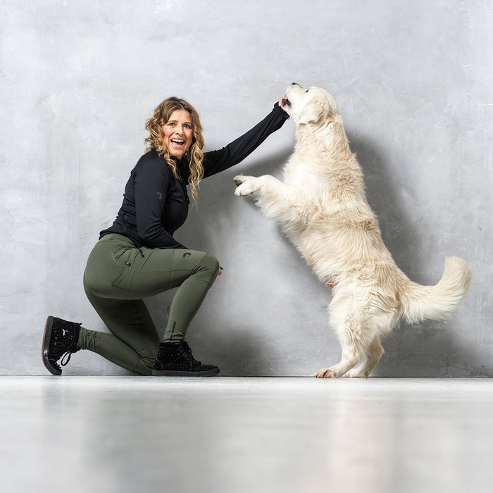 FeelFree Dog Walker Zip Jacket | Sort | Musli